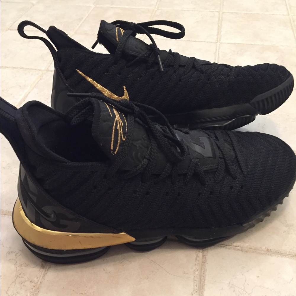 Nike LeBron 16’